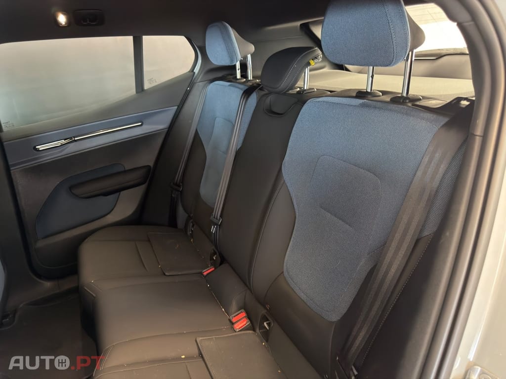 Volvo EX30 51 kWh Single Motor Core