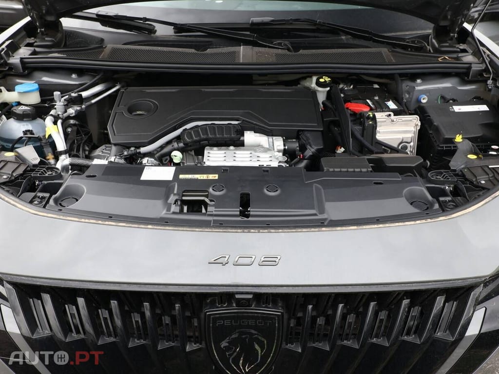 Peugeot 408 HYBRIDO ALLURE FACELIFT 145CV AUTO + EXTRAS