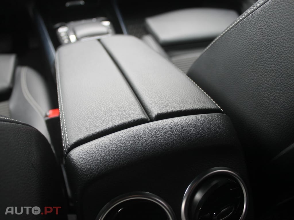Mercedes-Benz B 250 e Progressive
