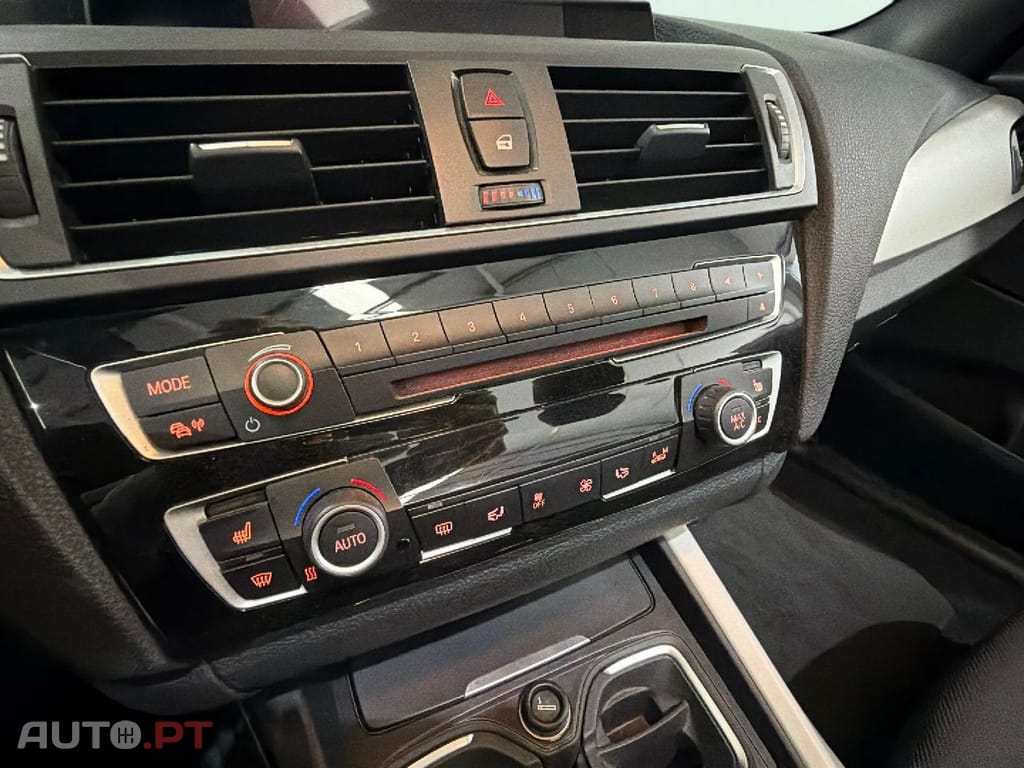 BMW 218 i Cabrio Line Sport