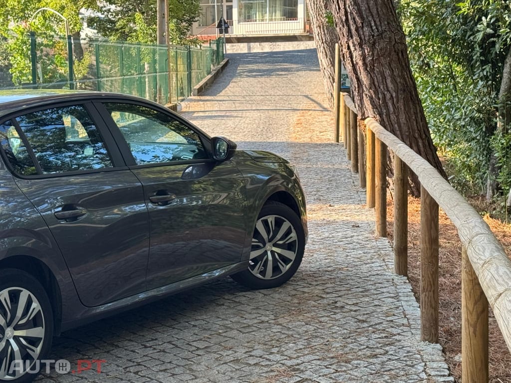 Peugeot 208 1.2 PureTech Active