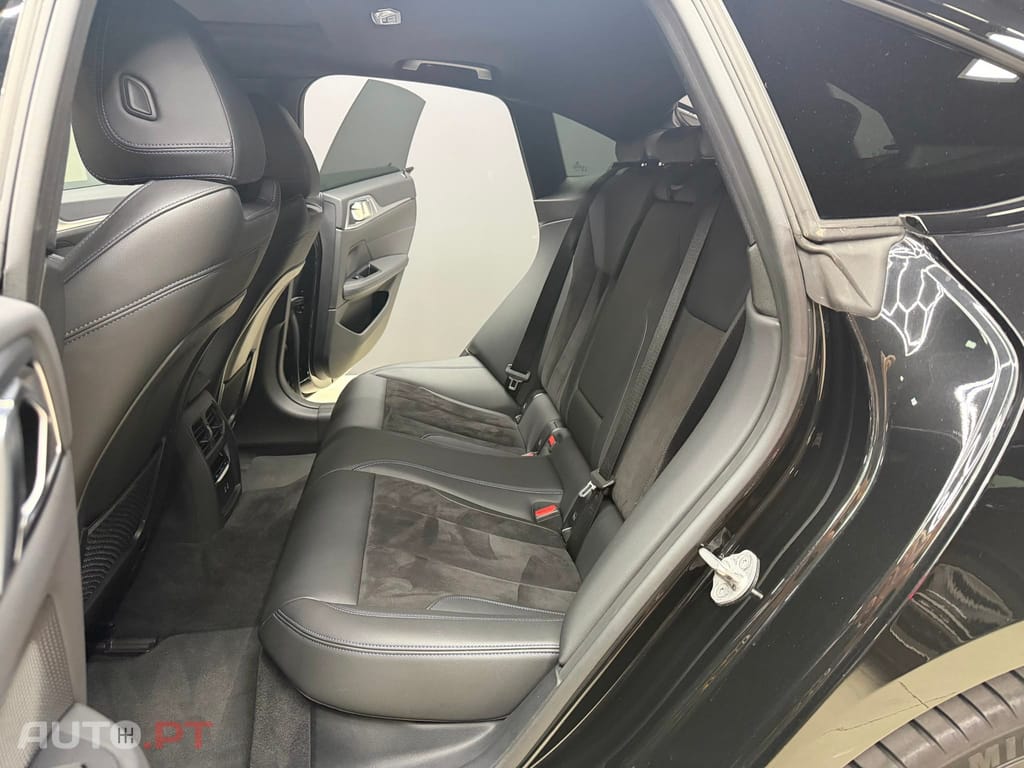 BMW i4 M50