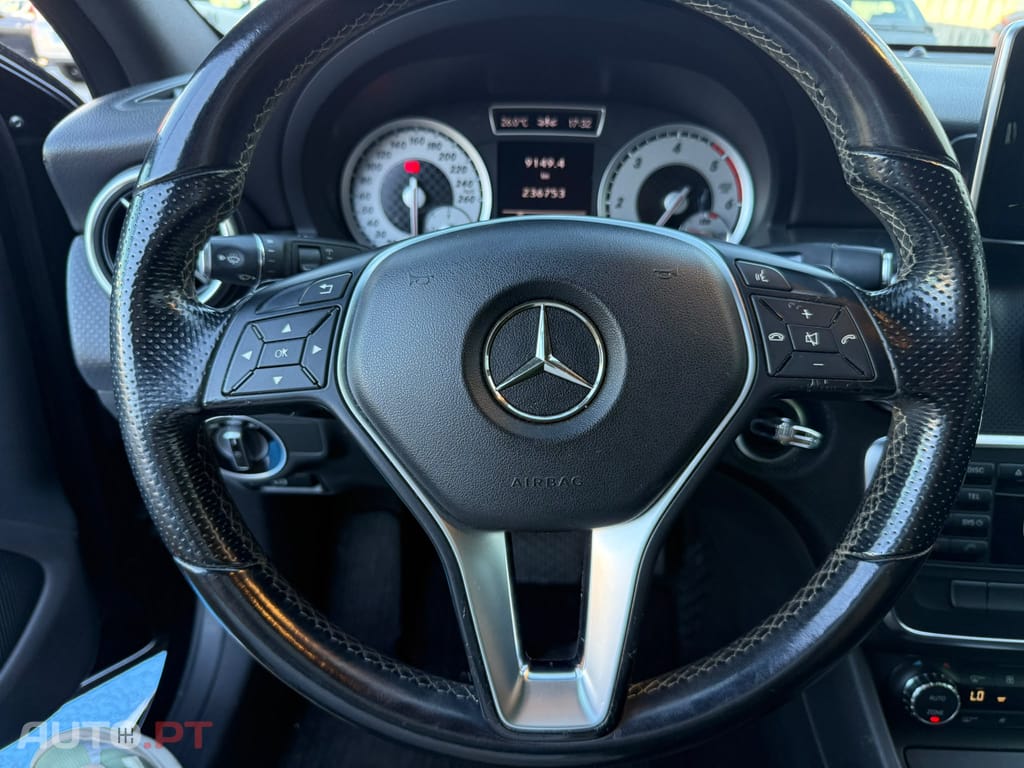 Mercedes-Benz A 200 URBAN