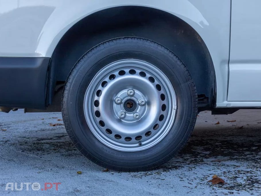 Volkswagen Transporter  1.9 TDi Teto Alto 3 Lug.