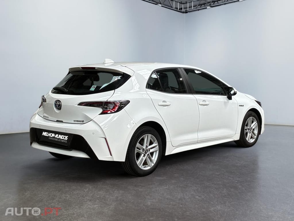 Toyota Corolla Pro 1.8 Hybrid Dynamic Business