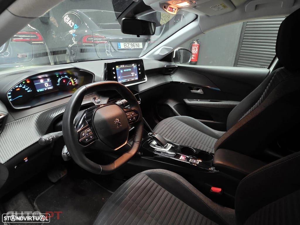 Peugeot E-208 50 kWh Style