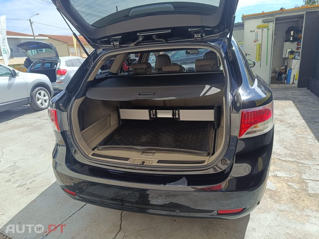 Toyota Avensis 2.2 D-CAT Sol+GPS