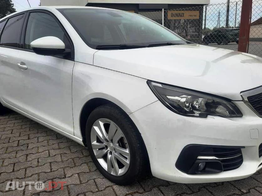 Peugeot 308 SW 1.5 HDI 130cv / 135€ mês