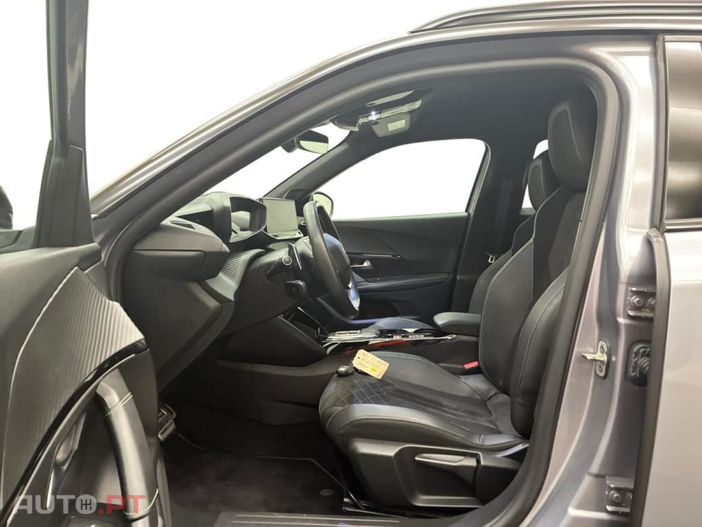 Peugeot 2008 1.2 PureTech GT Pack EAT8