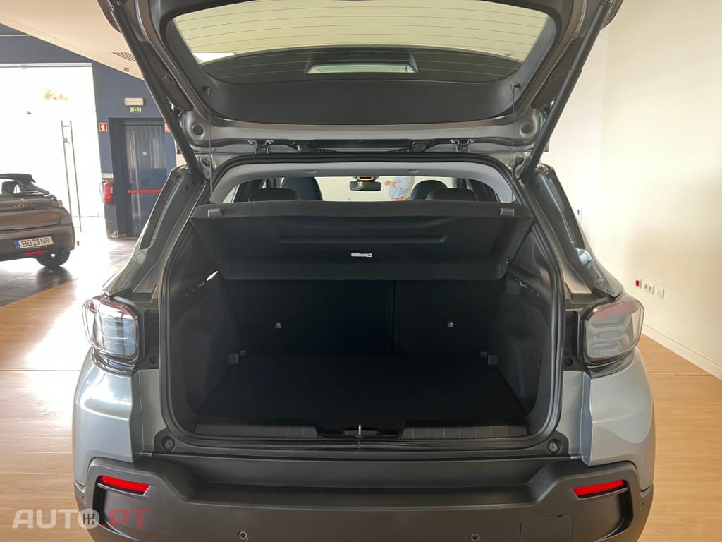 Jeep Avenger 1.2 GSE T3 Altitude