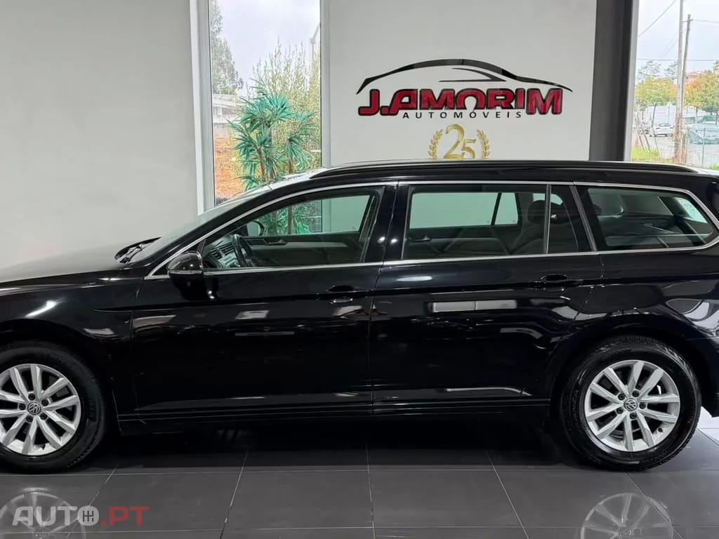 Volkswagen Passat Variant 1.6 TDI Confortline — fotografia 3
