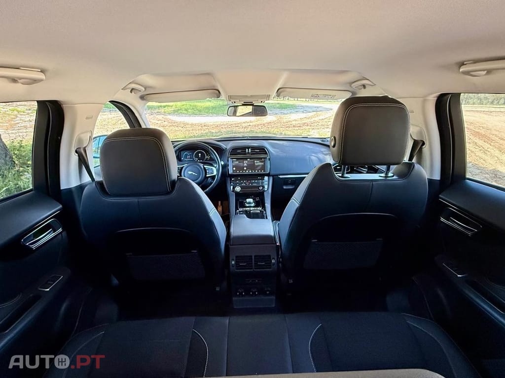 Jaguar F-Pace 25d AWD Aut. R-Sport