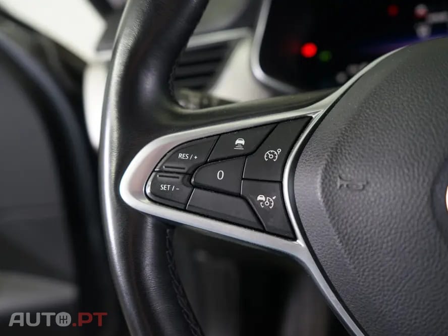 Renault Arkana 1.6 E-Tech Intens