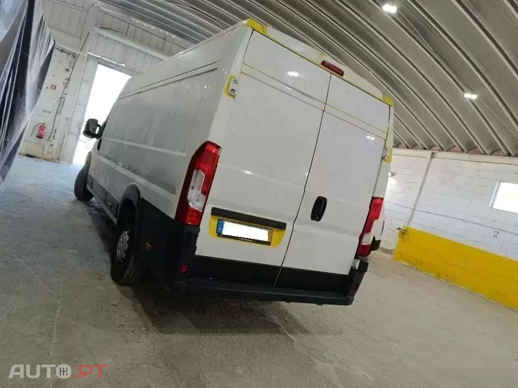 Peugeot Boxer  Premium L4h2 2.0 BlueHDI