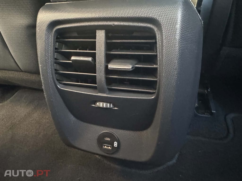 Ford Mustang Mach-E 75.7 kWh Premium AWD