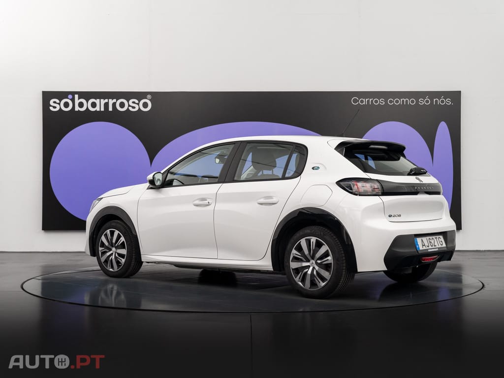 Peugeot E-208 50 kWh Active