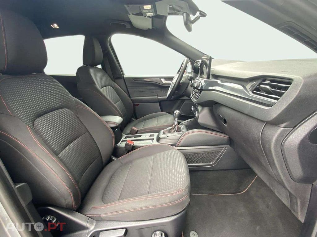 Ford Kuga 1.5 TDCi EcoBlue ST-Line