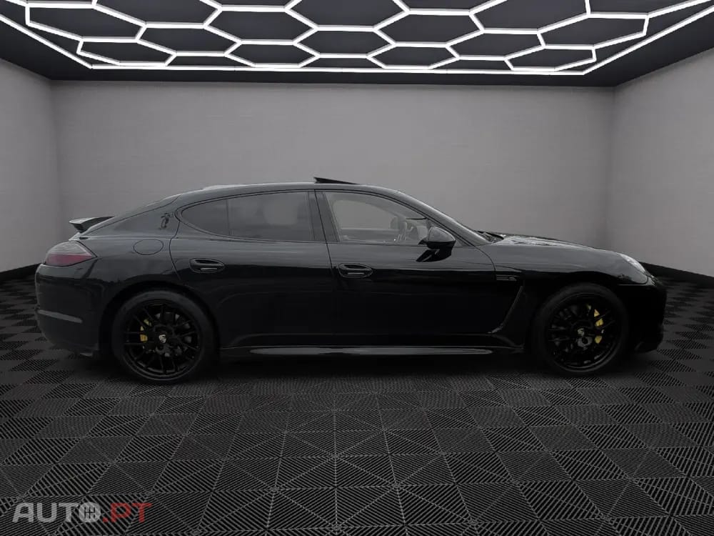 Porsche Panamera 3.0 V6