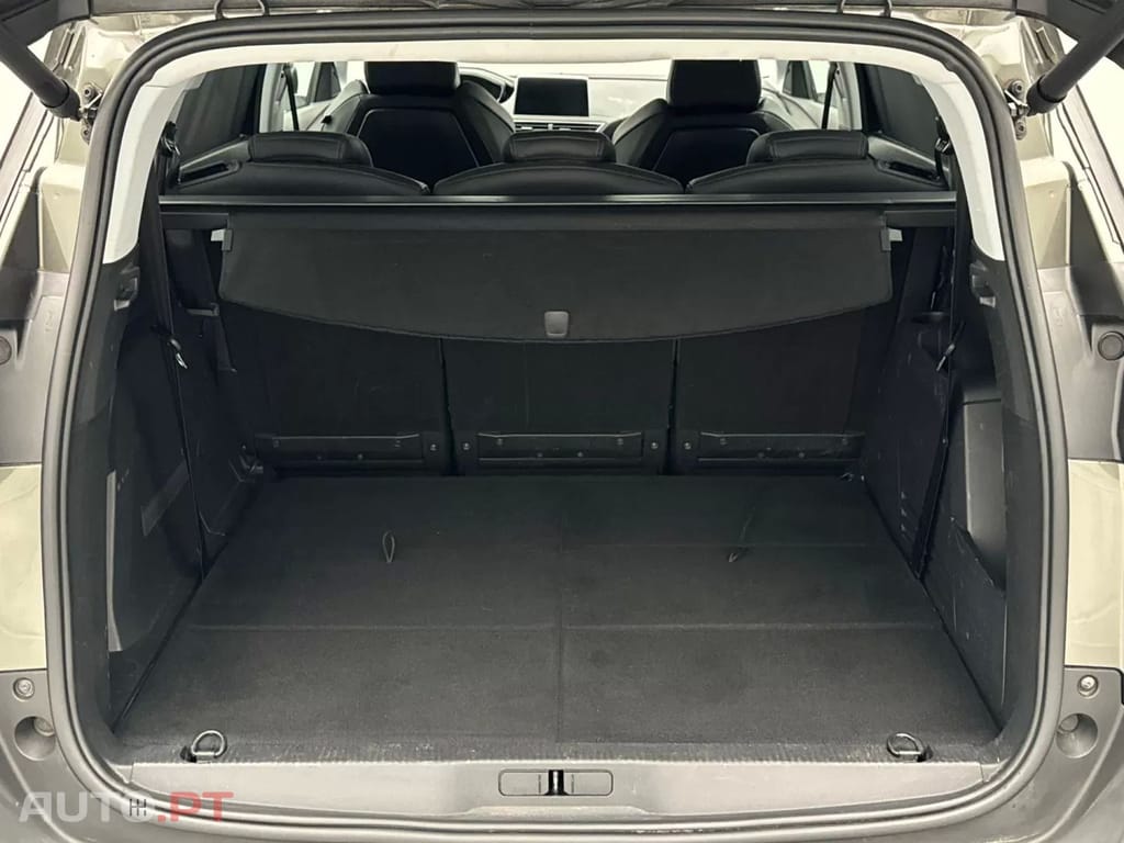 Peugeot 5008 BlueHDI 130 EAT8 Allure