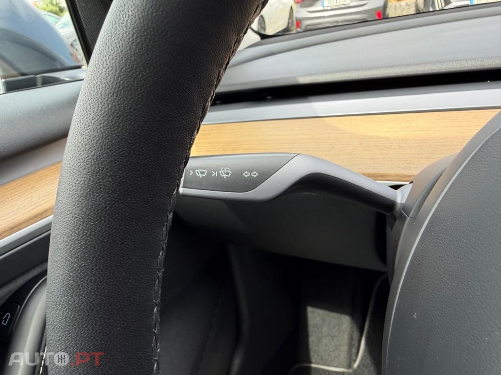 Tesla Model 3 Long Range Tração Integral Premium