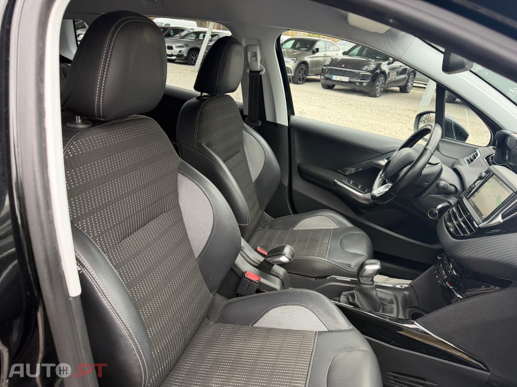 Peugeot 2008 1.6 BlueHDi Allure