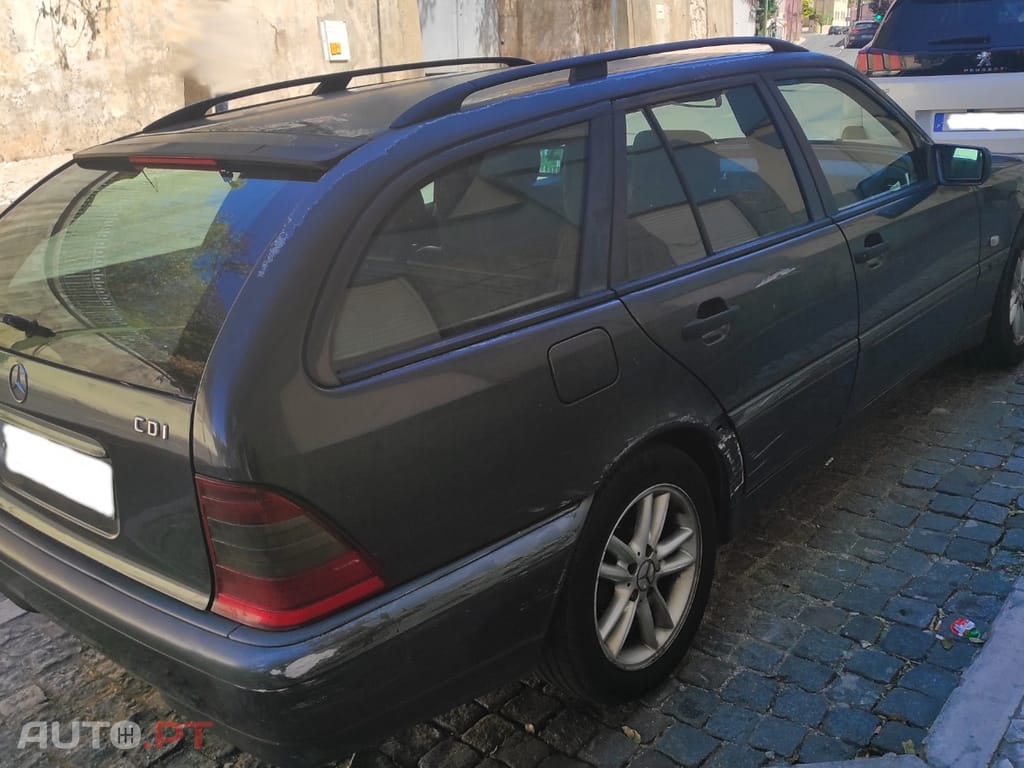 Mercedes-Benz 220 Cdi