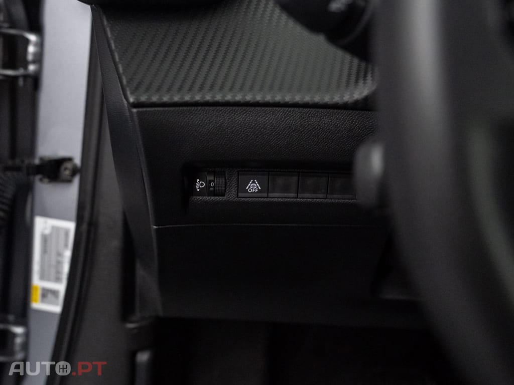 Peugeot E-2008 50 kWh Active