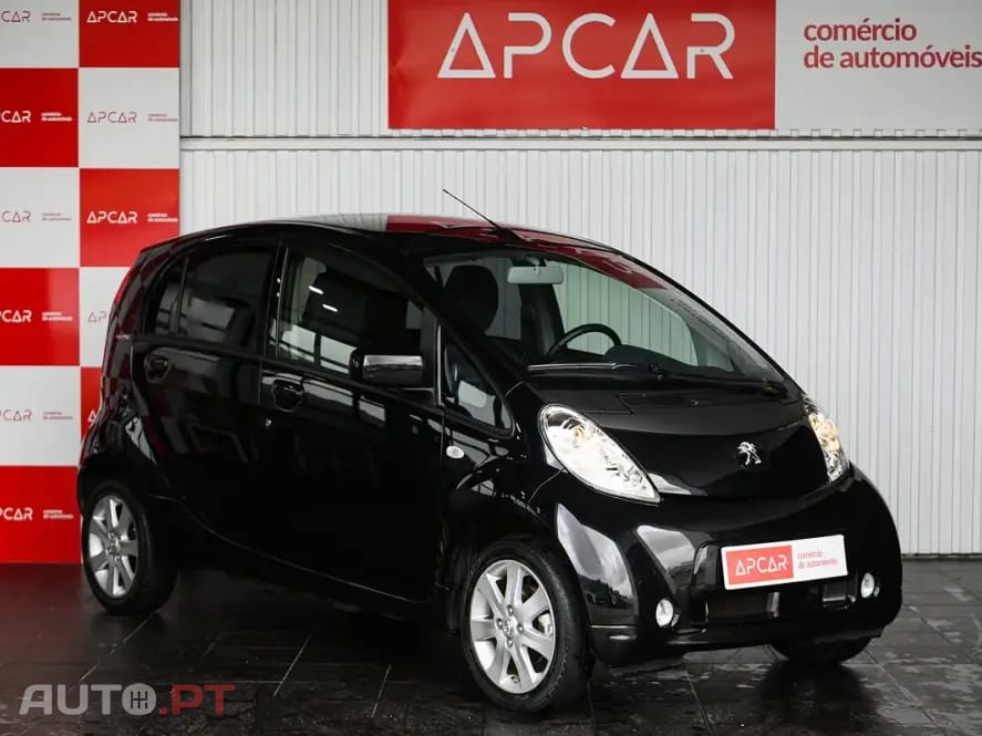 Peugeot iOn Active