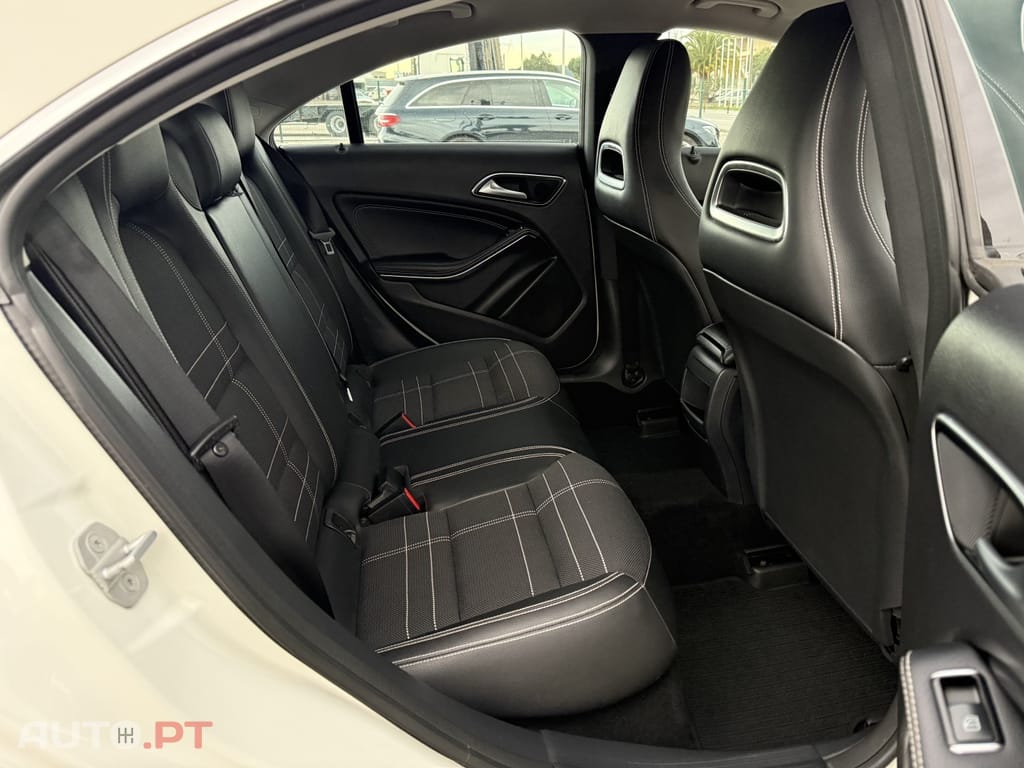 Mercedes-Benz CLA 180 d Urban