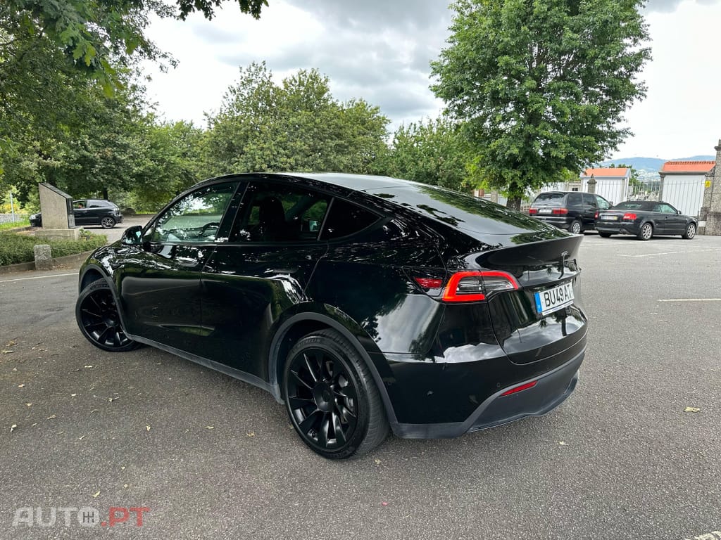 Tesla Model Y Long Range Tração Integral