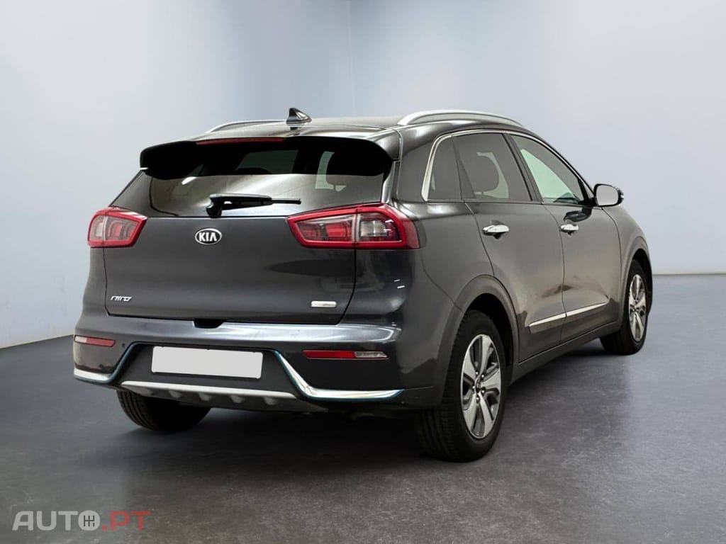 Kia Niro 1.6 GDi Premium DCT6