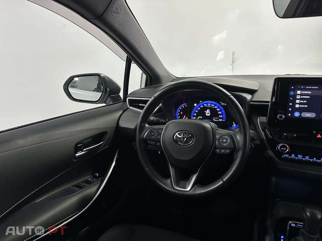 Toyota Corolla 1.8 Hybrid Exclusive