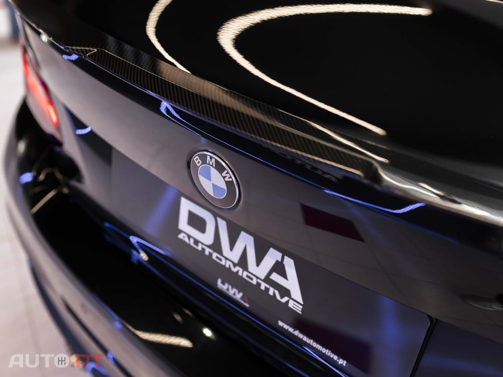 BMW 220 i Coupe Pack M