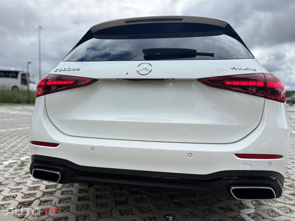 Mercedes-Benz C 300 Híbrido Plu In  Pack Night