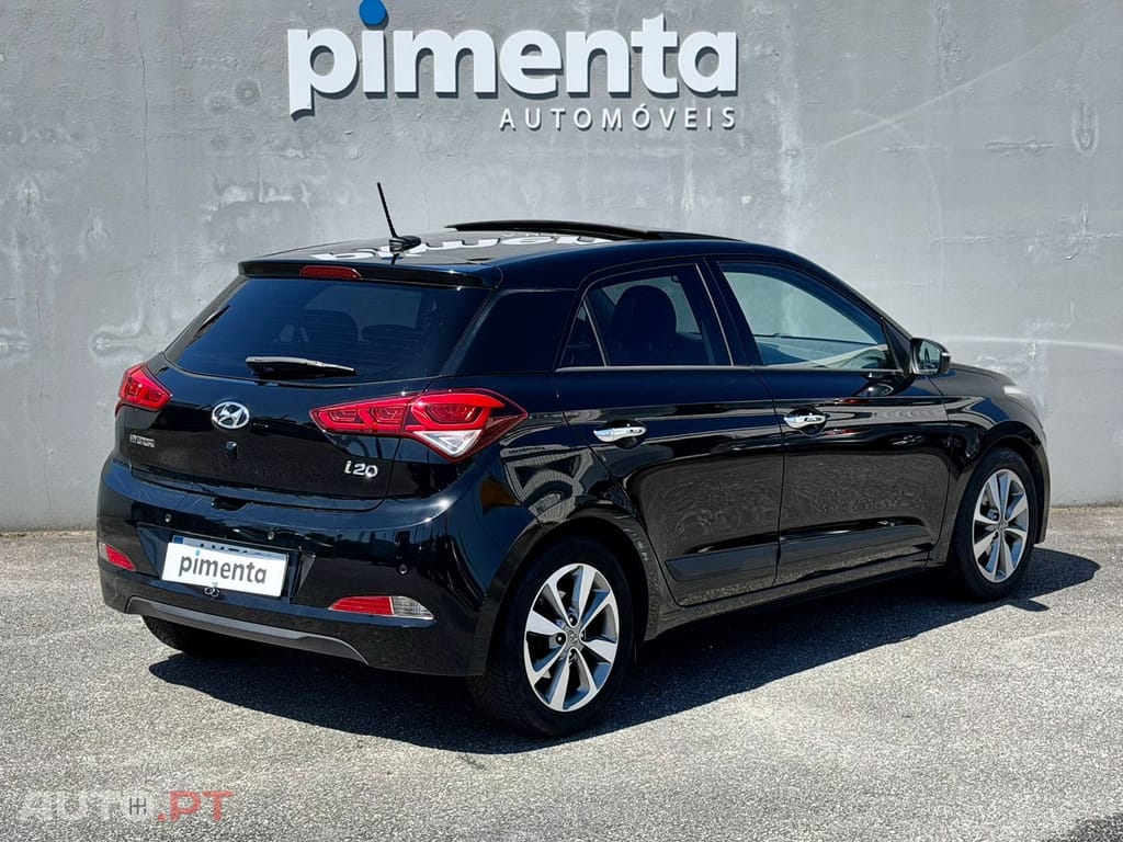 Hyundai i20 1.4 Comfort+Pack Look+JLL16 AT