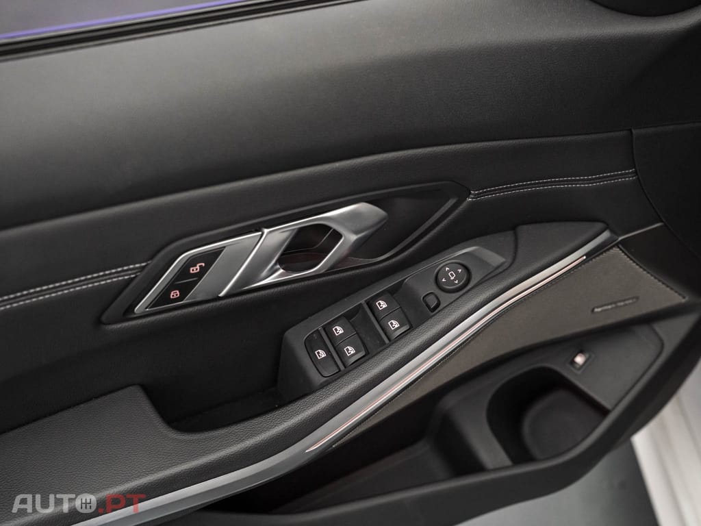 BMW 320 e Line Sport Auto