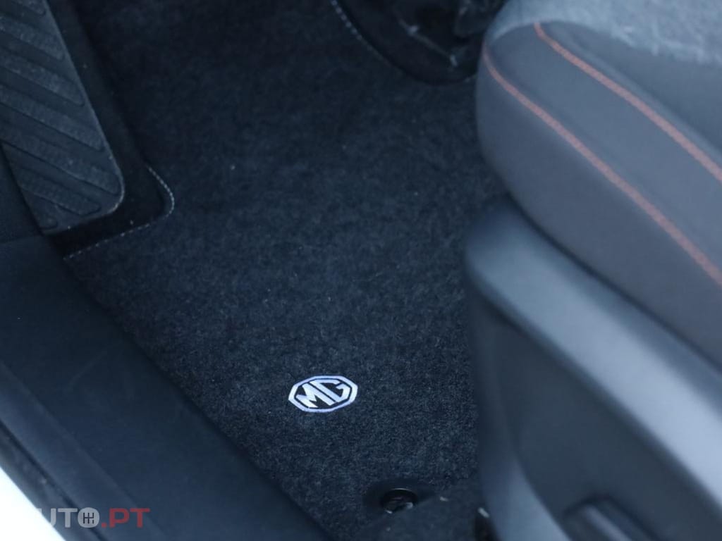 MG HS 1.5T 2WD COMFORT