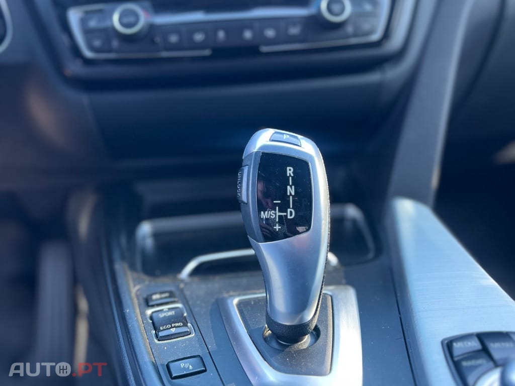 BMW 318 d Touring Auto Sport