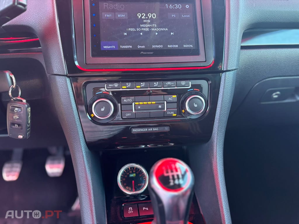 Volkswagen Golf 2.0 TSi GTi