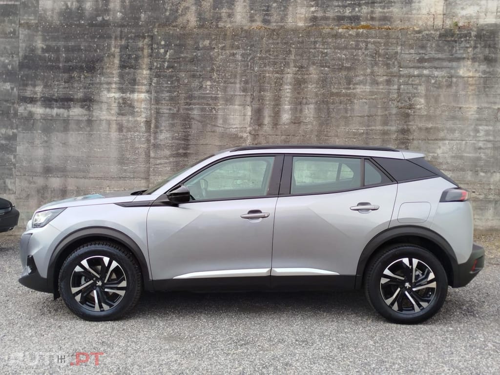Peugeot 2008 1.2 PureTech Allure EAT8
