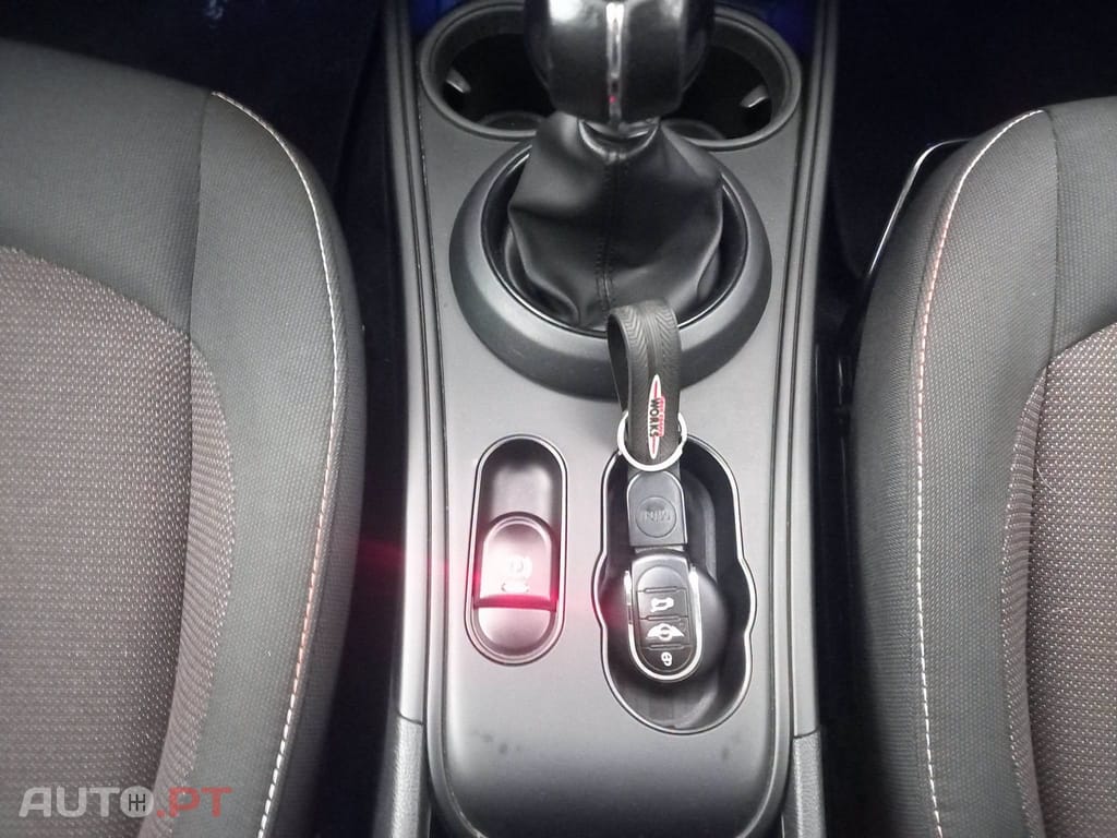 MINI Countryman One