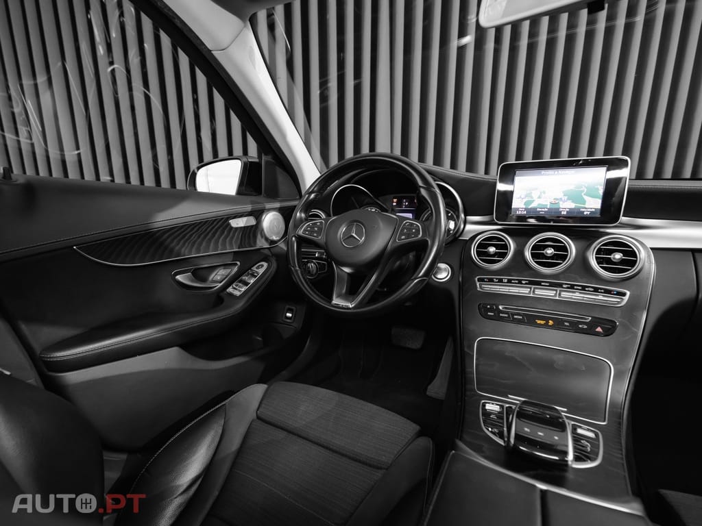 Mercedes-Benz C 220 d Station 9G-TRONIC AMG Line