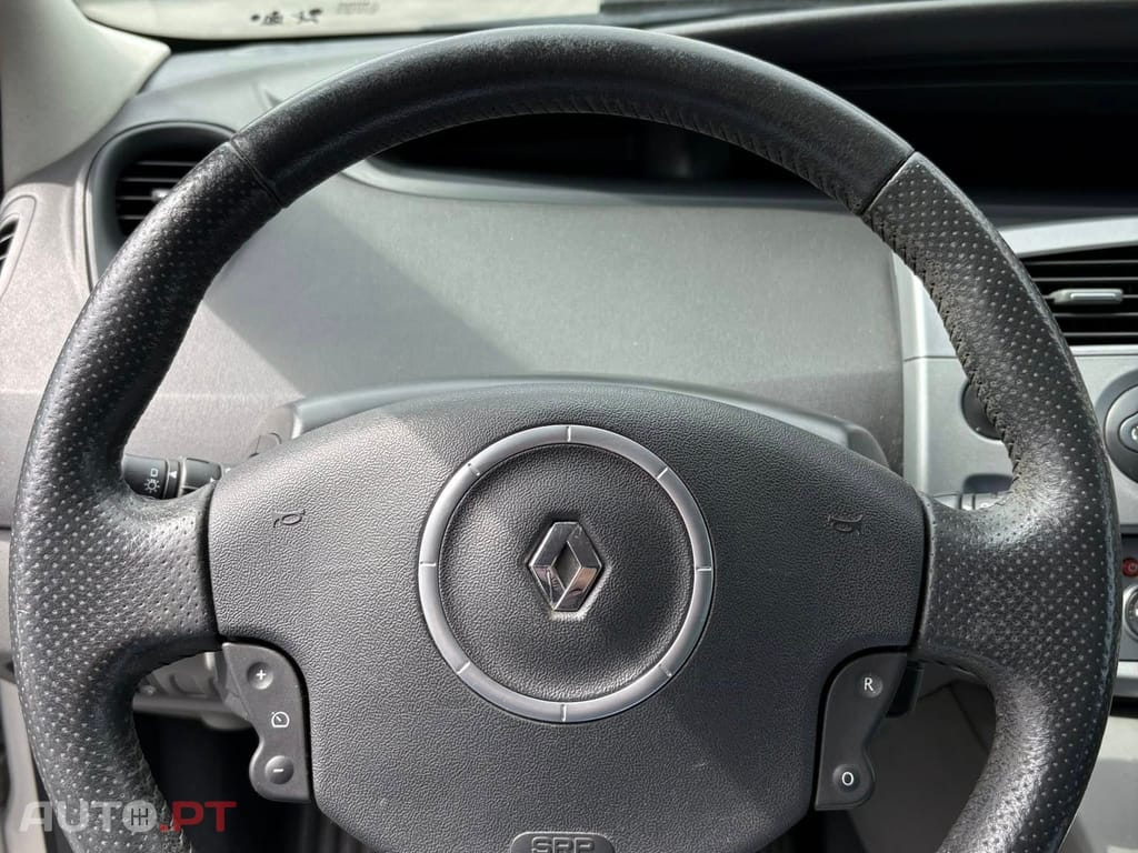 Renault Grand Scénic 𝗜𝗜 𝟭.𝟱 𝗱𝗖𝗶
