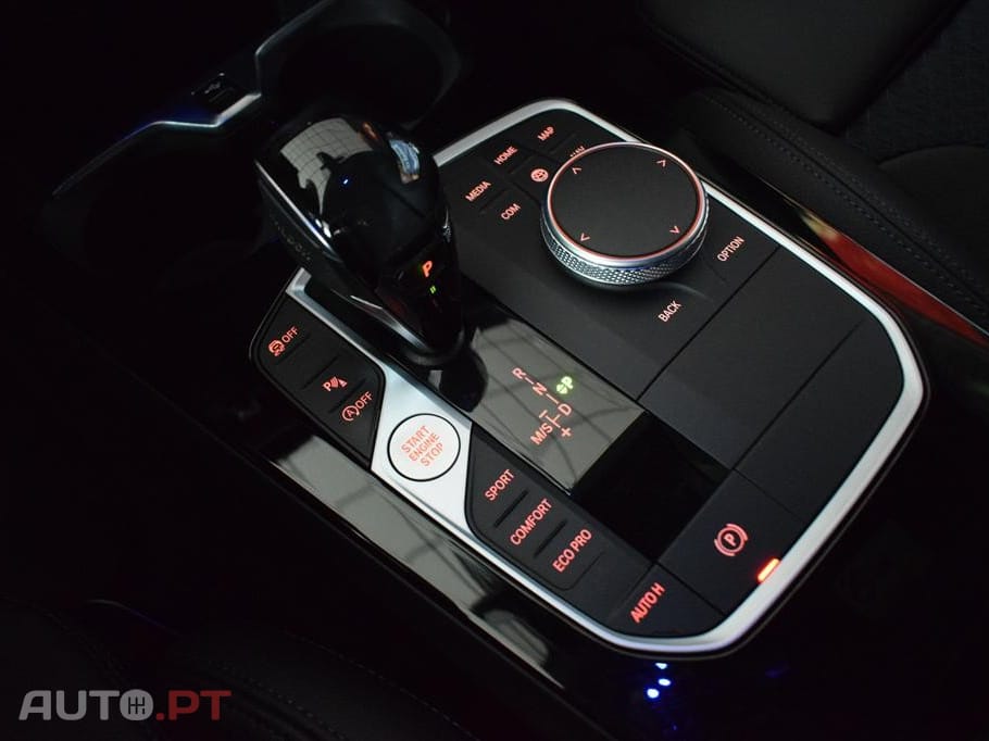 BMW 216 d Pack Desportivo M
