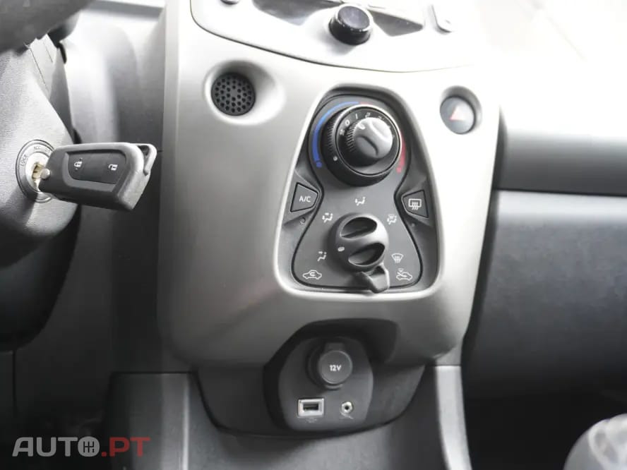 Peugeot 108 1.0 VTi Active