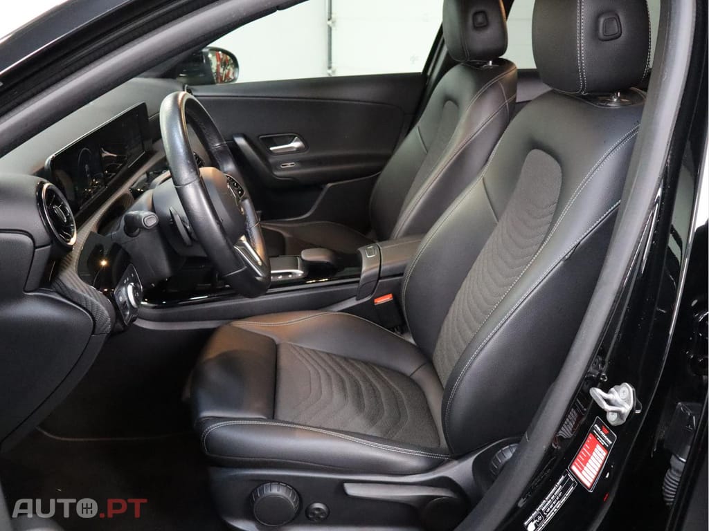 Mercedes-Benz A 250 e Auto