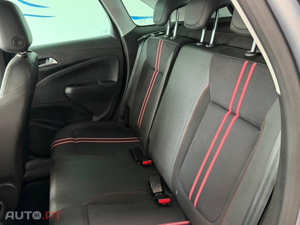 Opel Crossland 1.2 T GS Line