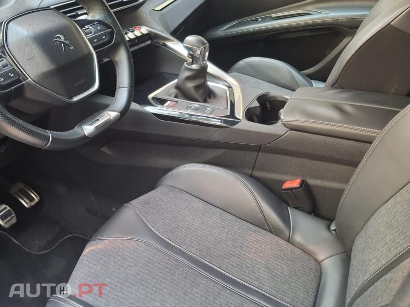Peugeot 3008 1.5 BlueHDi GT Line