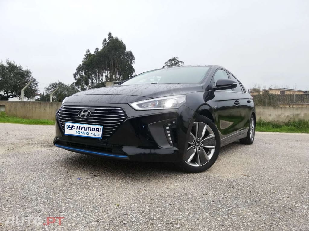 Hyundai Ioniq 1.6 GDI Hybrid Tech