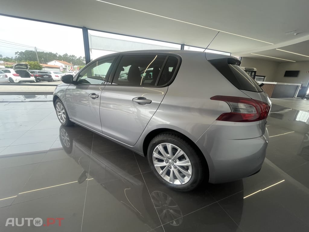 Peugeot 308 1.5 BlueHDi Style